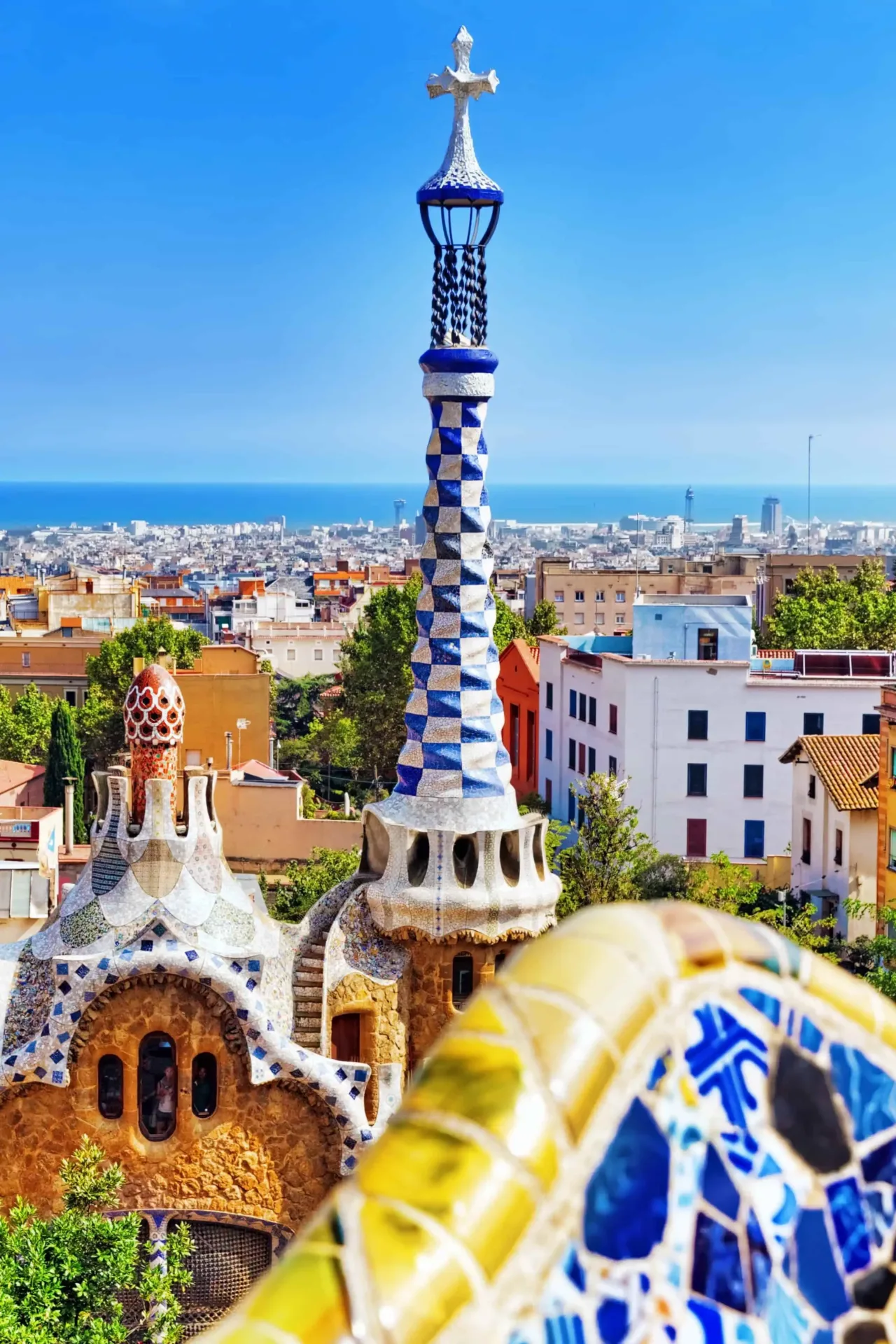 Team Building Activities in Hong Kong by smallWORLD Experience Barcelona, Team Building Activities in Spain